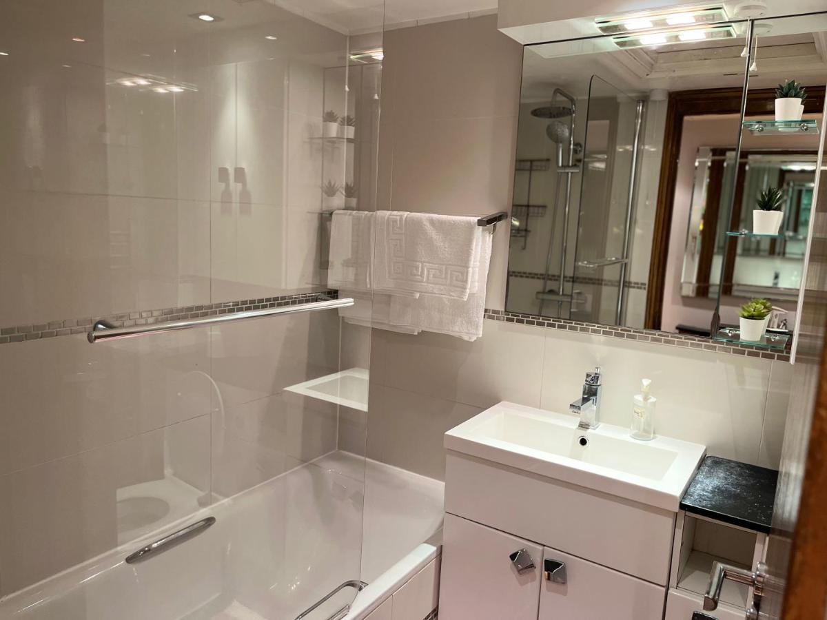 Stunning 1 Bedroom In Stunning Location - Mayfair Area London Eksteriør bilde