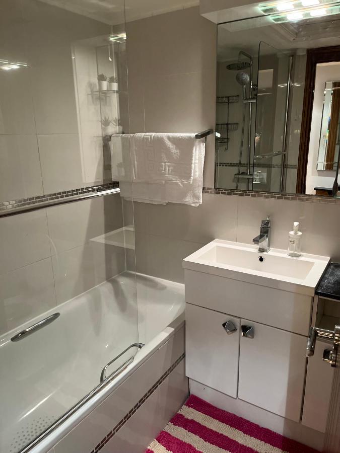 Stunning 1 Bedroom In Stunning Location - Mayfair Area London Eksteriør bilde